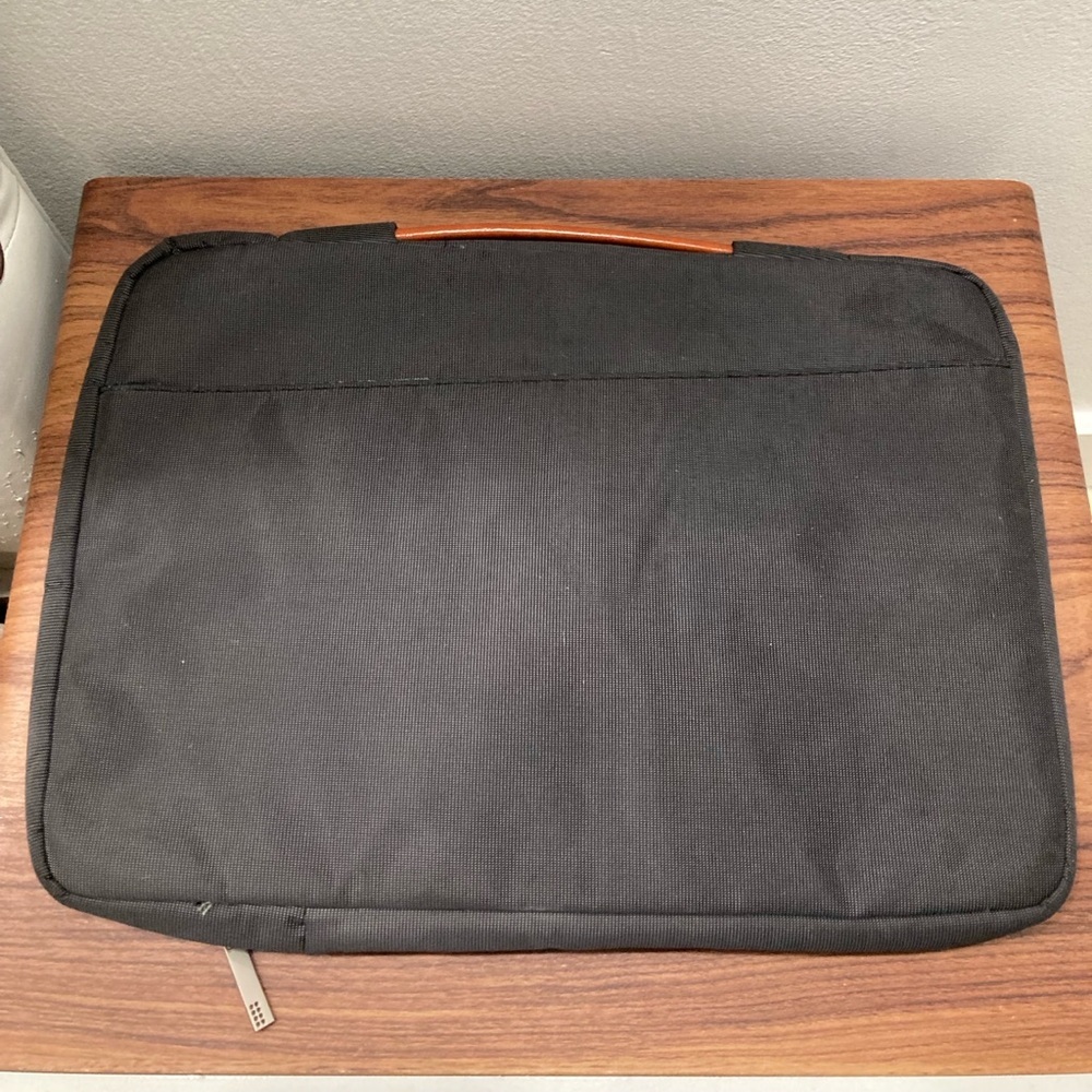 Black Laptop Case - Picture 2 of 3